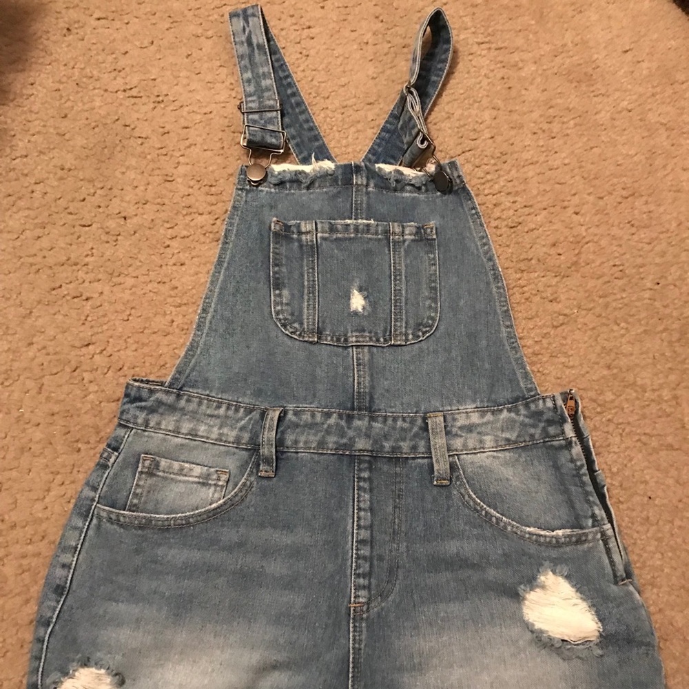 Forever 21 overall shorts